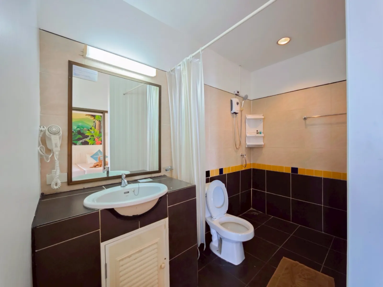 Ocean View Suite view 4