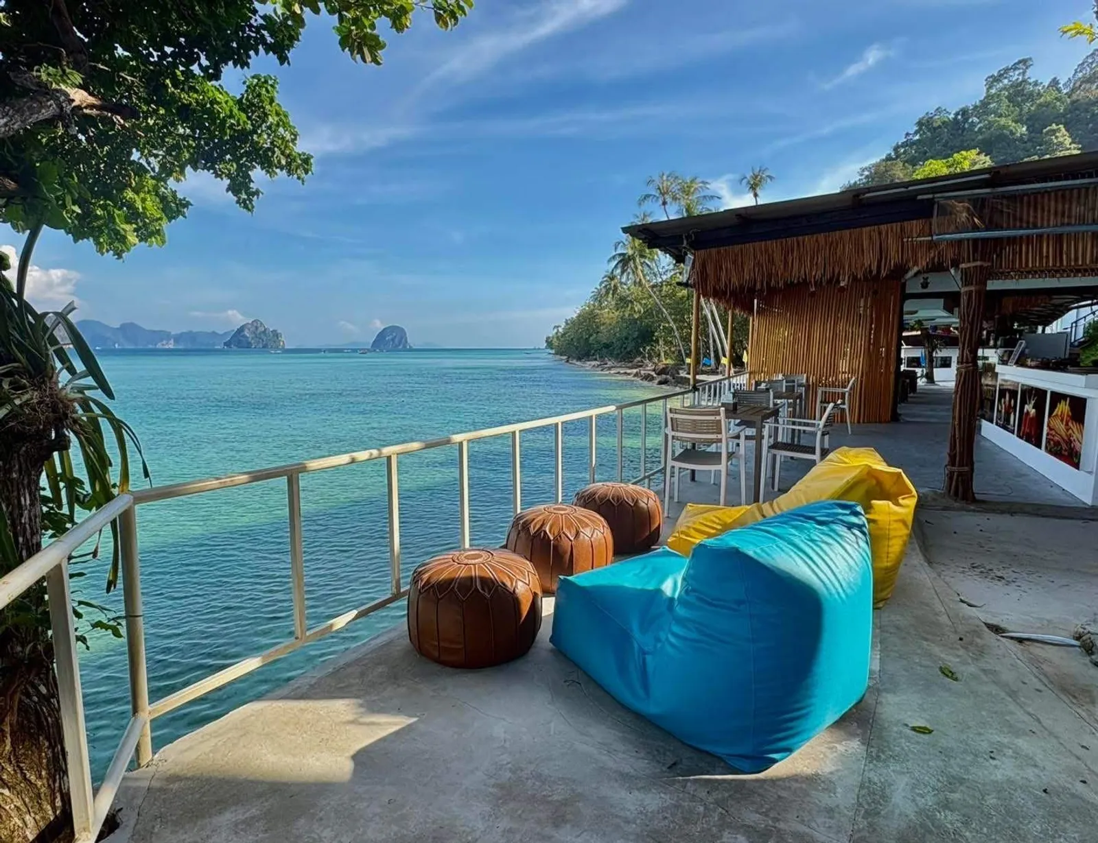Restaurant view 5